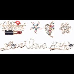 croc accessories and jibits